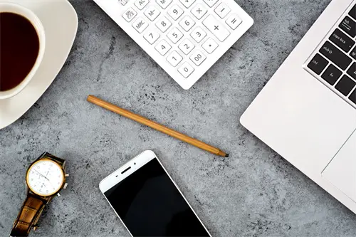 萍的含义英文版女